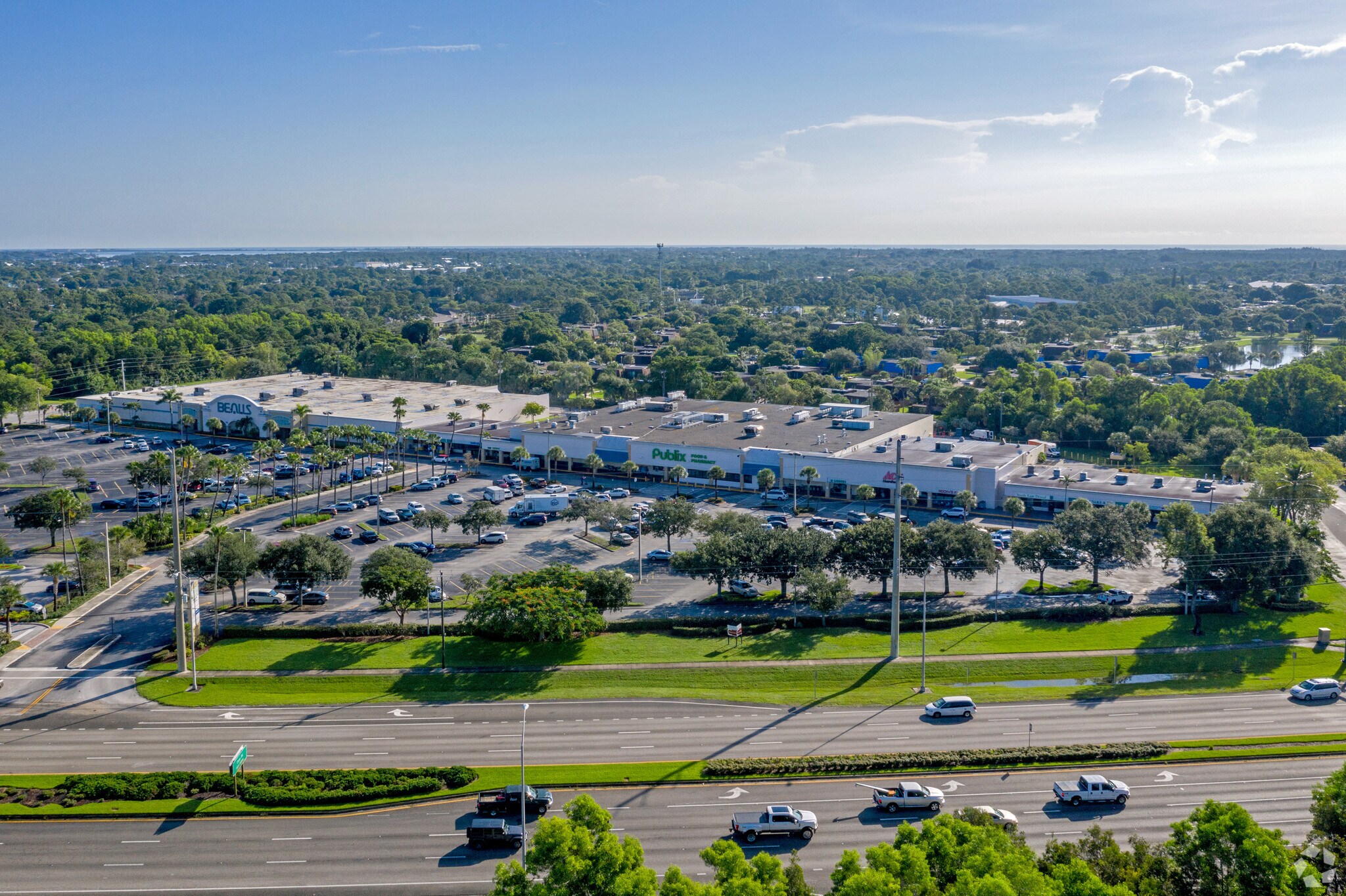 5801-5967 SE Federal Hwy, Stuart, FL for lease Primary Photo- Image 1 of 4