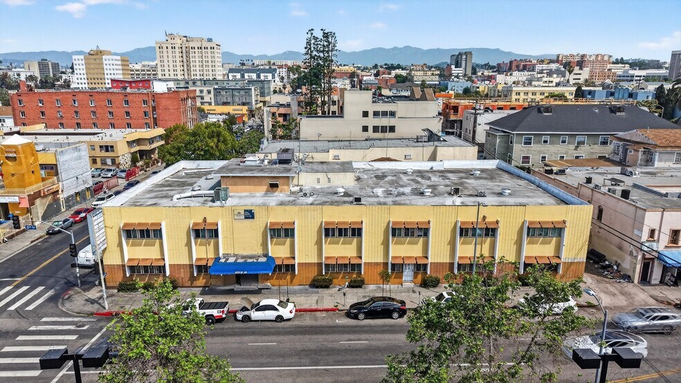 1833 W 8th St, Los Angeles, CA à vendre - Photo principale - Image 1 de 21