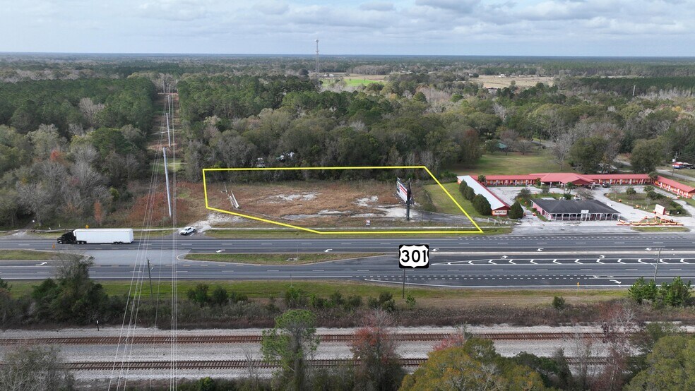 23674 North Hwy 301 hwy, Lawtey, FL à vendre - Photo du bâtiment - Image 2 de 7