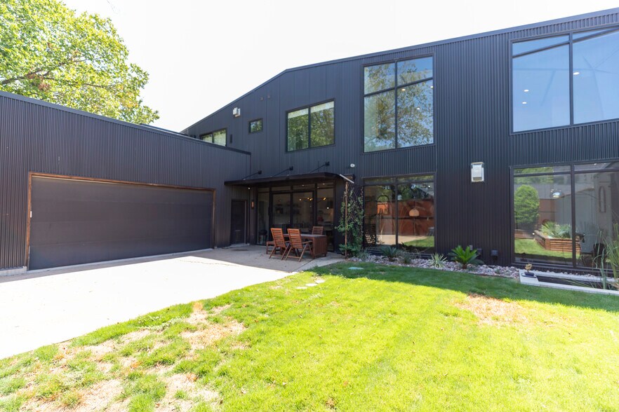 4770 Iberia Ave, Dallas, TX à vendre - Photo principale - Image 1 de 26