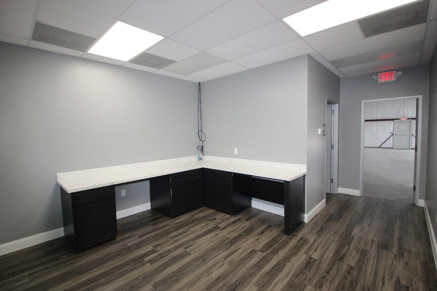 9730 Telephone Rd, Houston, TX à louer - Photo intérieure - Image 3 de 15