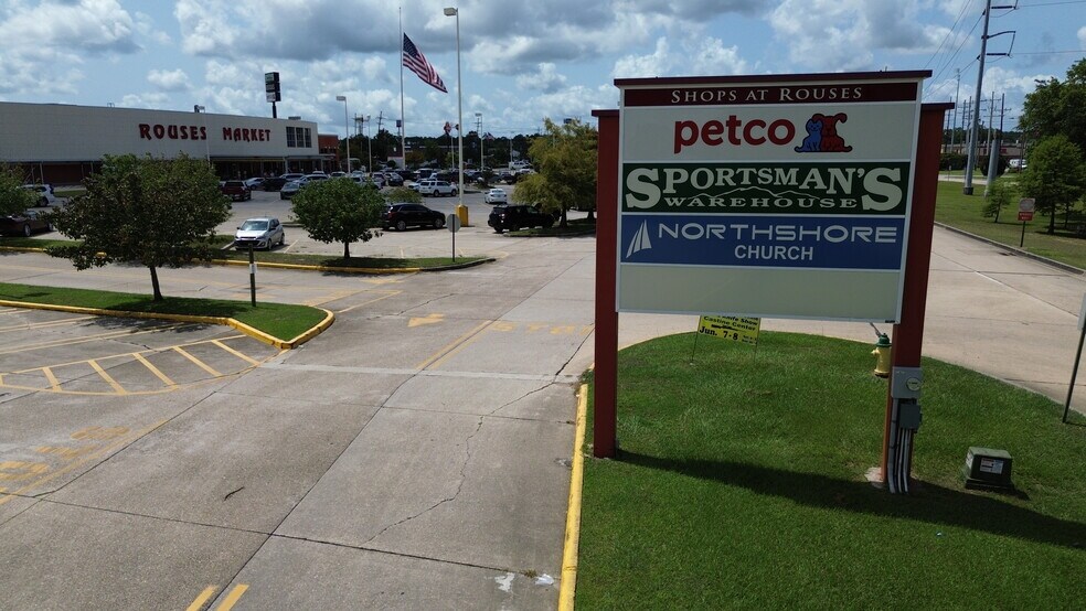 300 Kensington Blvd, Slidell, LA à vendre - Photo du bâtiment - Image 2 de 6