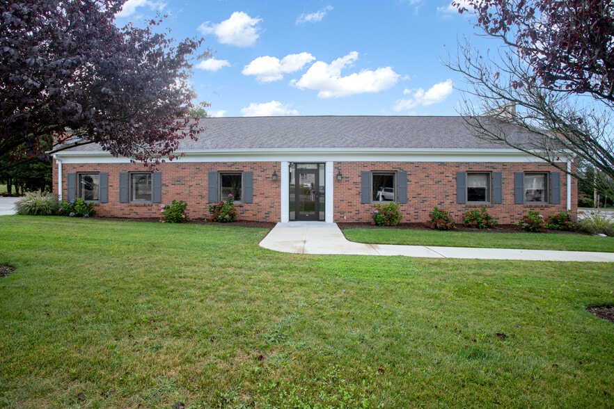 54 County St, Somerset, MA for lease - Building Photo - Image 1 of 20