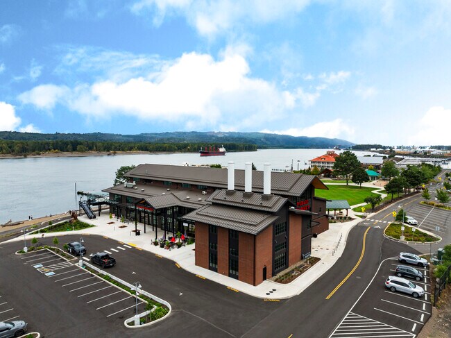 Plus de détails pour 254 Hendrickson Dr, Kalama, WA - Commerce de détail à louer