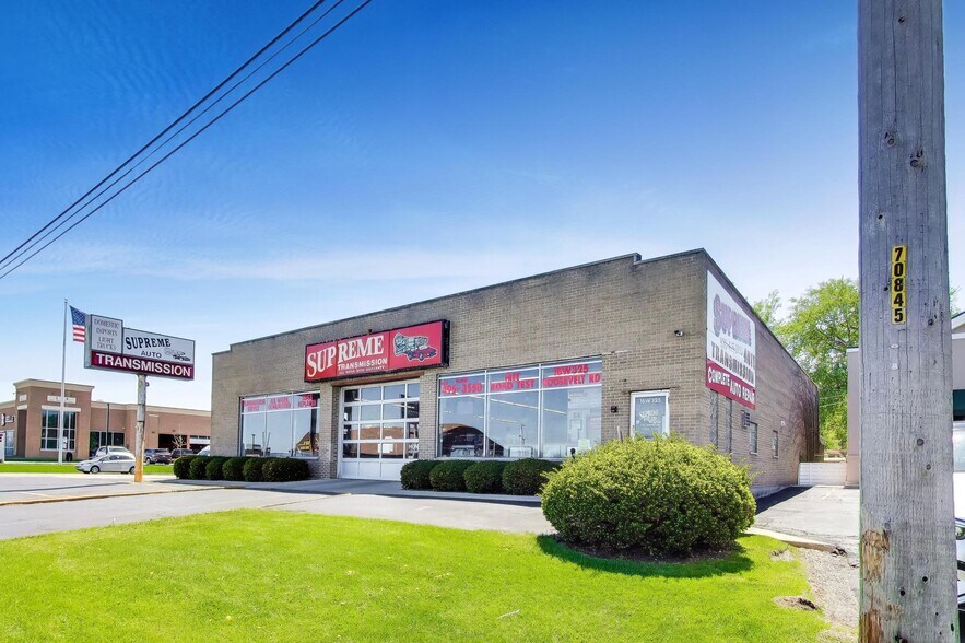 325 W Roosevelt Rd, Villa Park, IL à vendre - Photo du bâtiment - Image 2 de 22