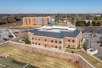9900 Independence Park Dr, Richmond, VA - AERIAL  map view