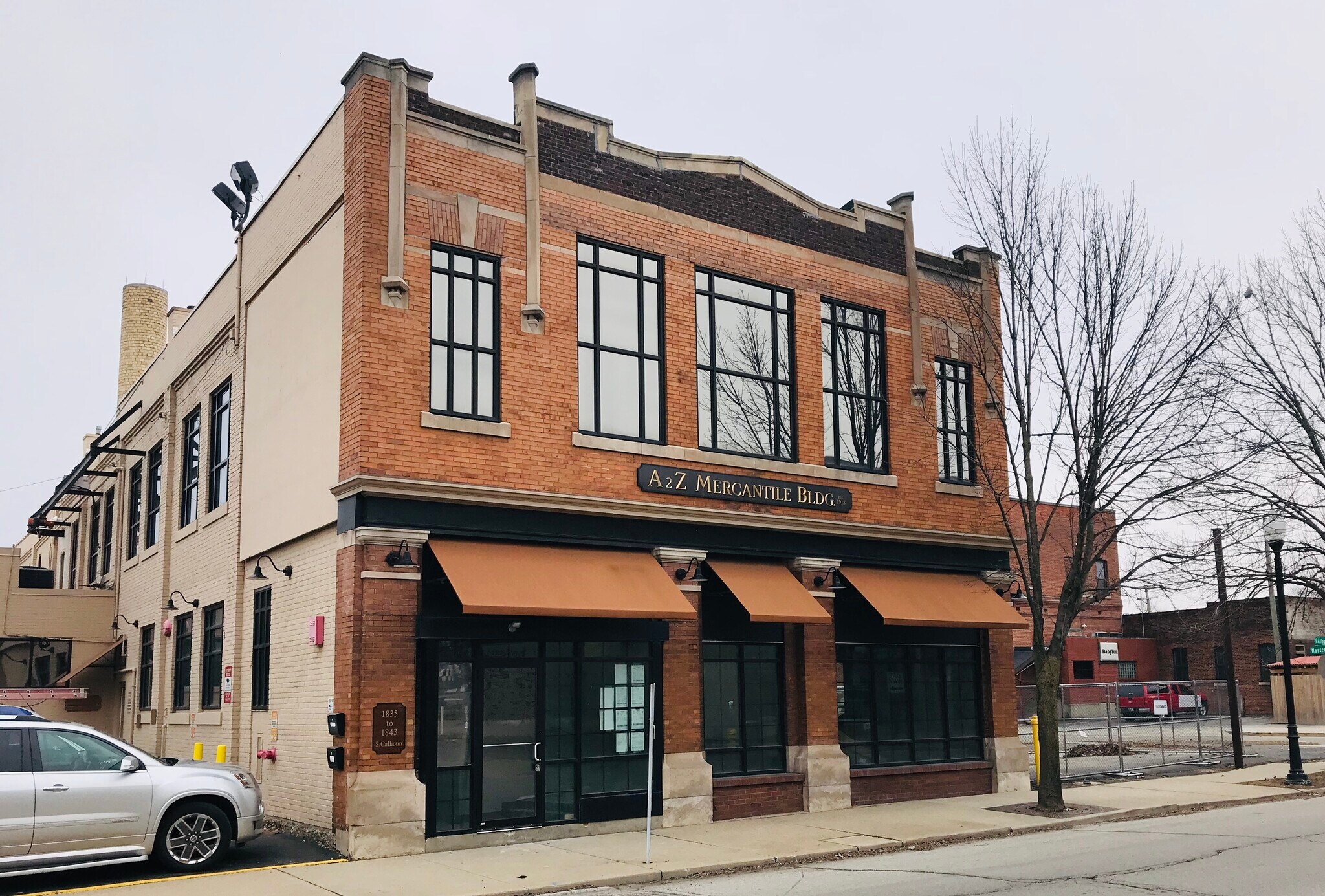 1835 S Calhoun St, Fort Wayne, IN à louer Photo du bâtiment- Image 1 de 10