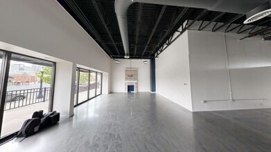 301 W Jefferson Blvd, Fort Wayne, IN for lease Interior Photo- Image 1 of 4