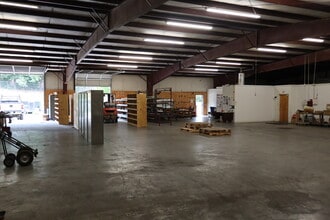 105 Furlong Industrial Dr, Kernersville, NC for sale Interior Photo- Image 2 of 6