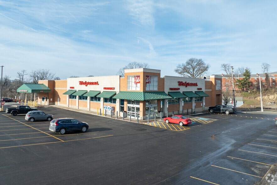 10 Old Clairton Rd, Pleasant Hills, PA à louer - Photo principale - Image 3 de 9
