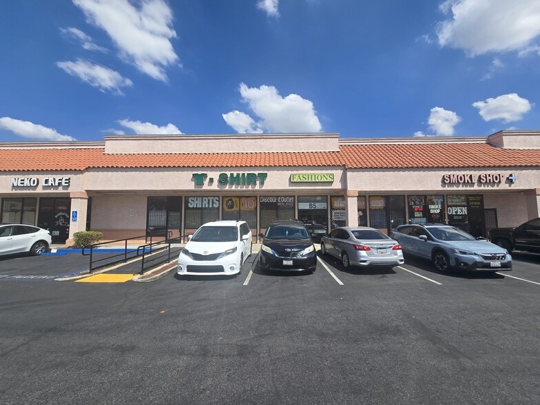 10051 Magnolia Ave, Riverside, CA for lease - Building Photo - Image 2 of 11