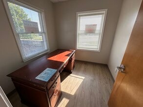 860 NW Washington Blvd, Hamilton, OH for lease Interior Photo- Image 2 of 13