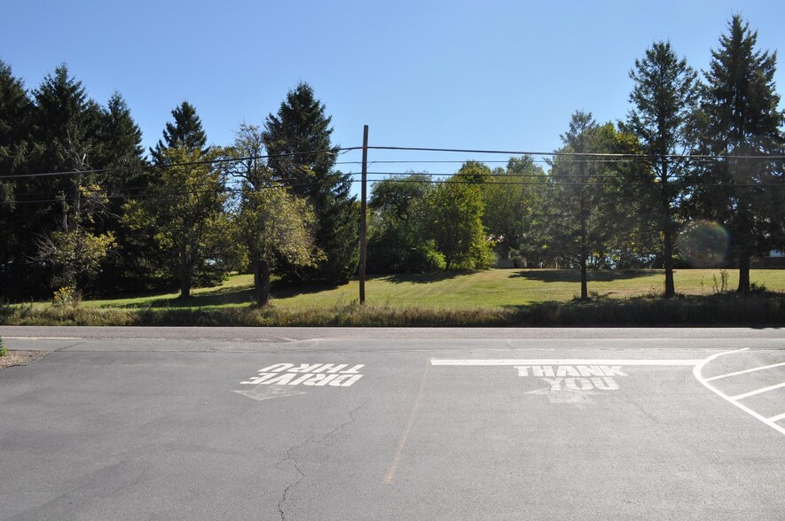 984 E Main St, Schuylkill Haven, PA à vendre - Photo du bâtiment - Image 1 de 9