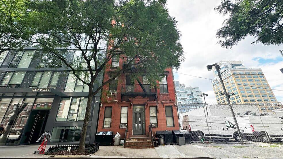 544 W 49th St, New York, NY for sale - Building Photo - Image 1 of 13