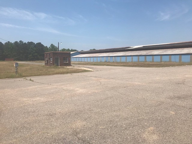 13415 US Highway 421, Goldston, NC à vendre - Photo du bâtiment - Image 3 de 9