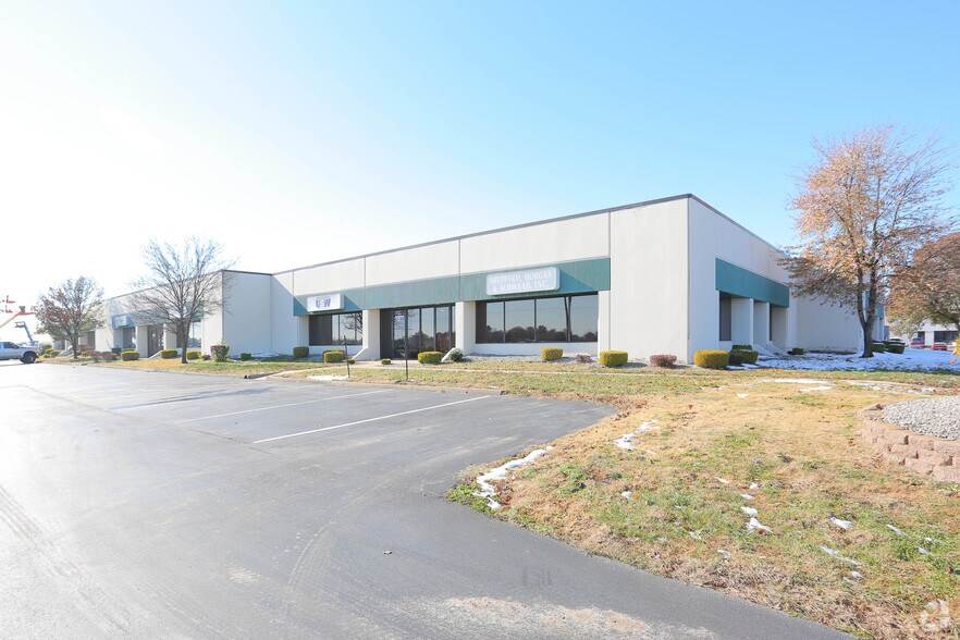 10 Central Industrial Dr, Granite City, IL à louer - Photo du bâtiment - Image 2 de 10