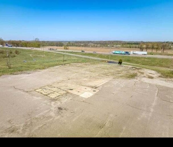 2496 N Parma Rd, Parma, MI à vendre - Photo du bâtiment - Image 3 de 9