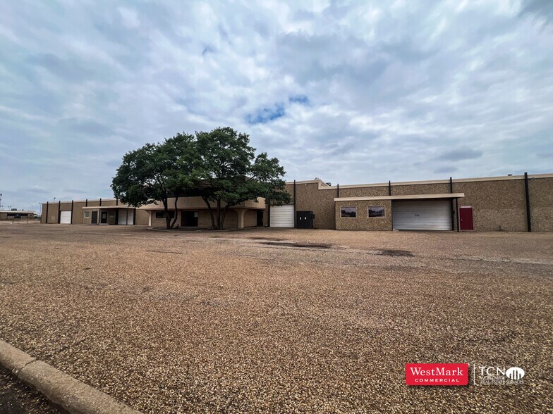 1316 54th St, Lubbock, TX à louer - Photo du bâtiment - Image 1 de 9
