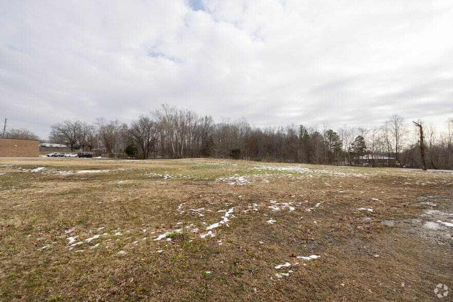 Bulldog Blvd & Hwy 100, Centerville, TN for lease - Primary Photo - Image 1 of 1