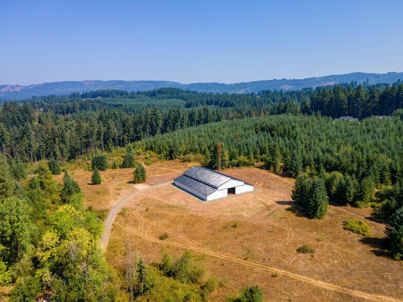 17401 NE 217th Ave, Brush Prairie, WA à vendre - Photo du bâtiment - Image 2 de 29