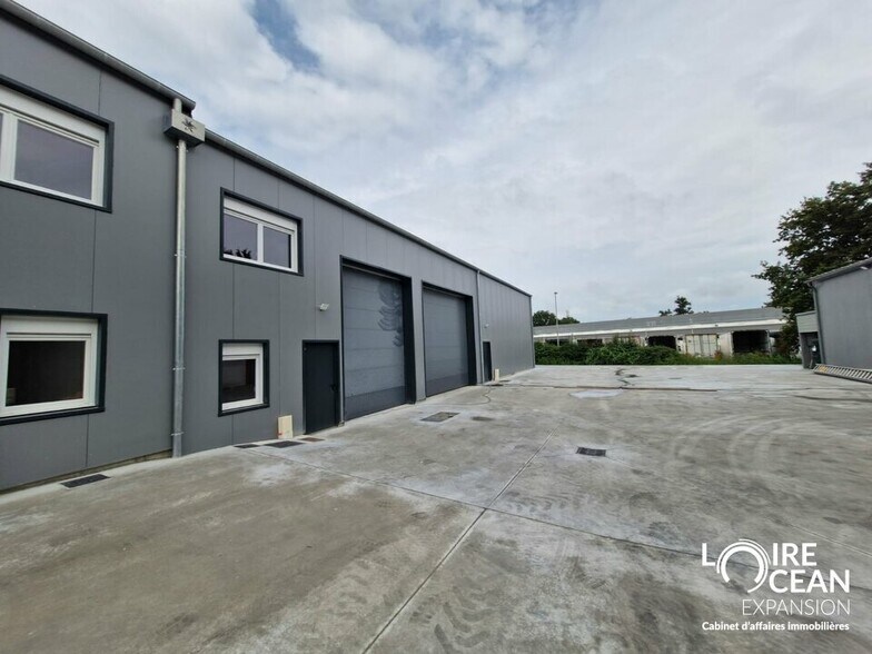 Flex dans Thouaré-sur-Loire à louer - Photo du bâtiment - Image 2 de 3