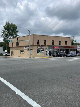 Plus de détails pour 978 Saint Georges Ave, Rahway, NJ - Bureau/Commerce de détail, Commerce de détail à louer