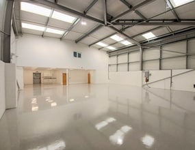 19 Commerce Way, Croydon à louer Photo intérieure- Image 1 de 5