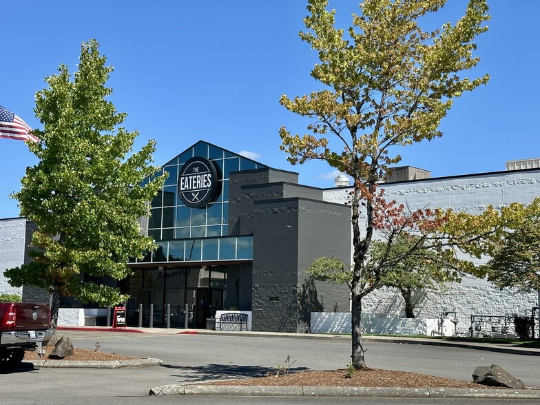 351 Three Rivers Dr, Kelso, WA for lease - Building Photo - Image 1 of 24