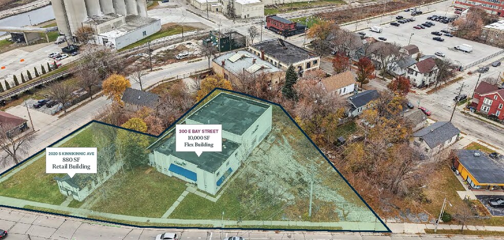 300 E Bay St, Milwaukee, WI à vendre - Photo du bâtiment - Image 1 de 15
