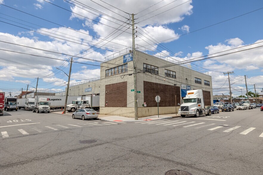 149-40 182nd St, Jamaica, NY for lease - Building Photo - Image 1 of 3