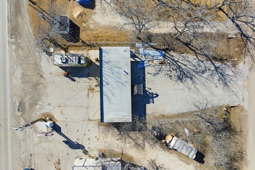 703 Avenue E, Moody, TX à vendre - Photo du bâtiment - Image 2 de 15