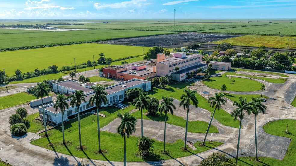 1201 S Main St, Belle Glade, FL à vendre - Photo du bâtiment - Image 3 de 18