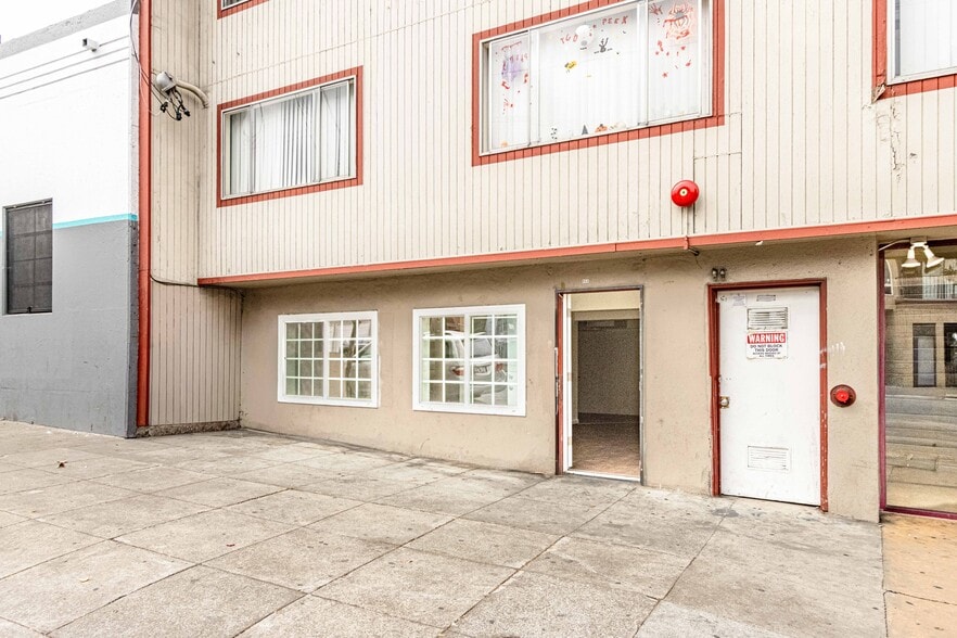 5530-5532 Mission St, San Francisco, CA for lease - Building Photo - Image 2 of 3