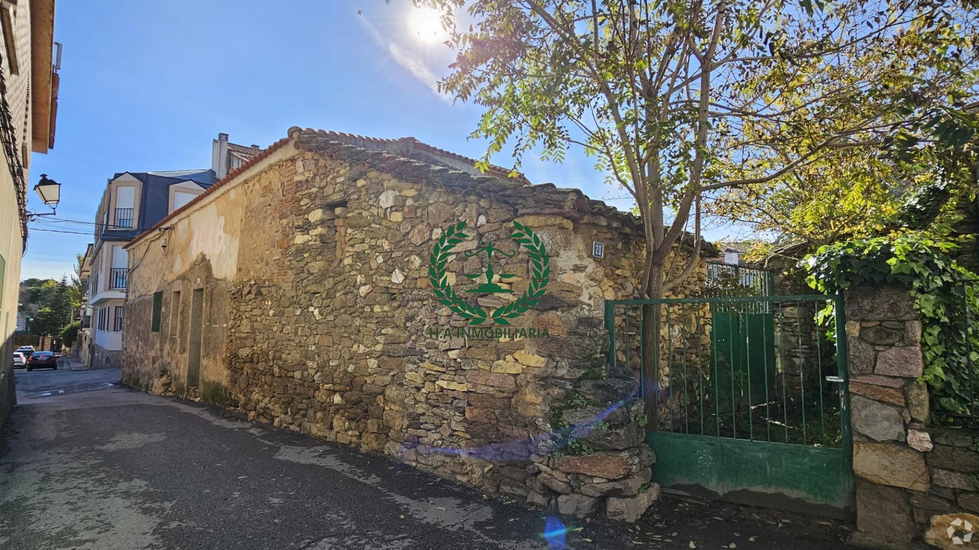 Land in Pedrezuela, Madrid for sale Primary Photo- Image 1 of 4