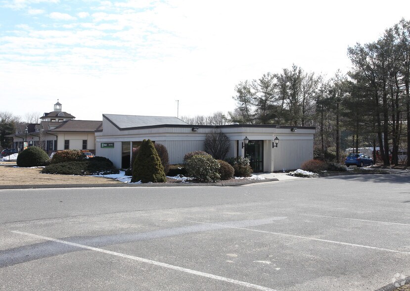 503 Middlebury Rd, Middlebury, CT for lease - Building Photo - Image 2 of 2