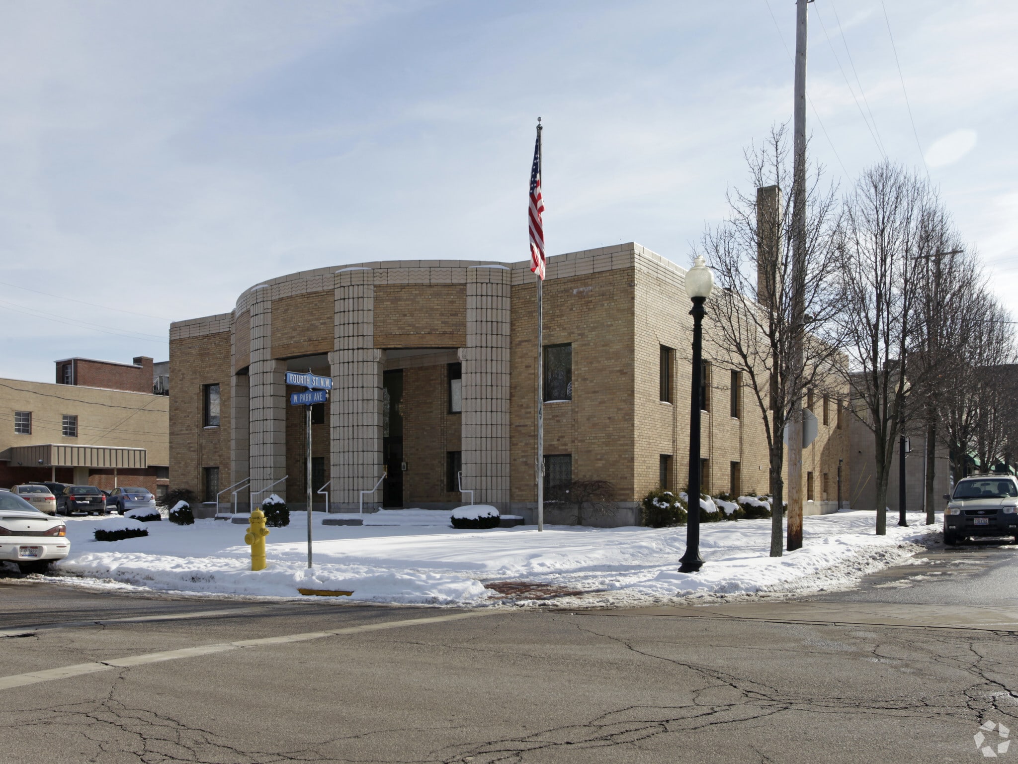 542 W Park Ave, Barberton, OH for sale Primary Photo- Image 1 of 19
