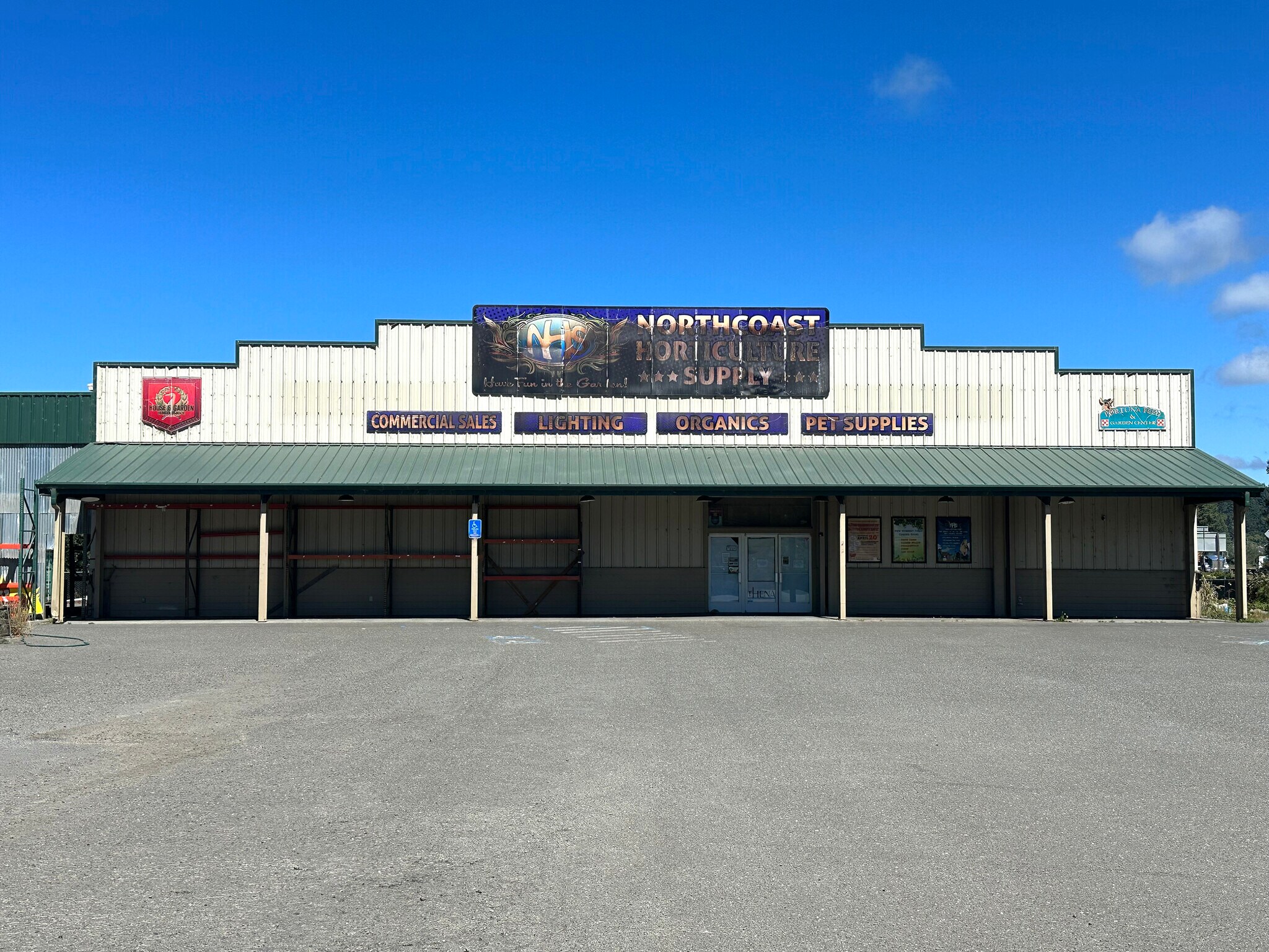 126 Dinsmore Dr, Fortuna, CA for lease Building Photo- Image 1 of 18