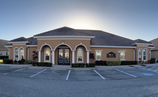 More details for 1104 Kyle Wood Ln, Brandon, FL - Medical for Lease