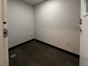60 Westwood Ave, Waterbury, CT for lease Interior Photo- Image 1 of 15