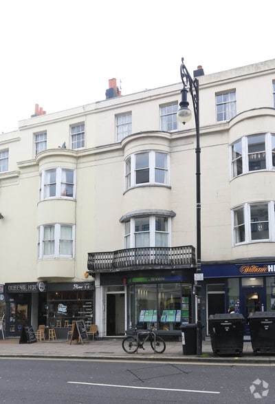 38 Queens Rd, Brighton à louer - Photo du bâtiment - Image 2 de 8