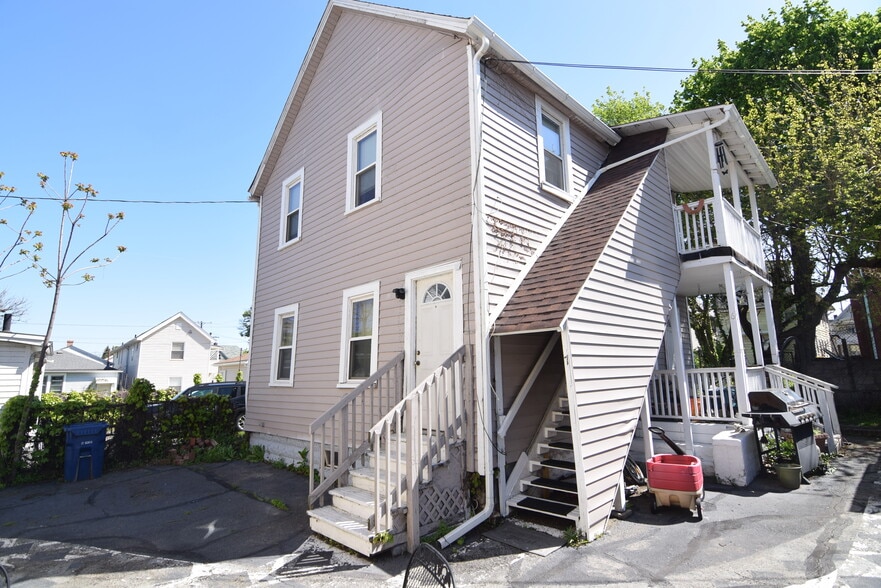 1327 W 67th St, Cleveland, OH for sale - Building Photo - Image 2 of 31