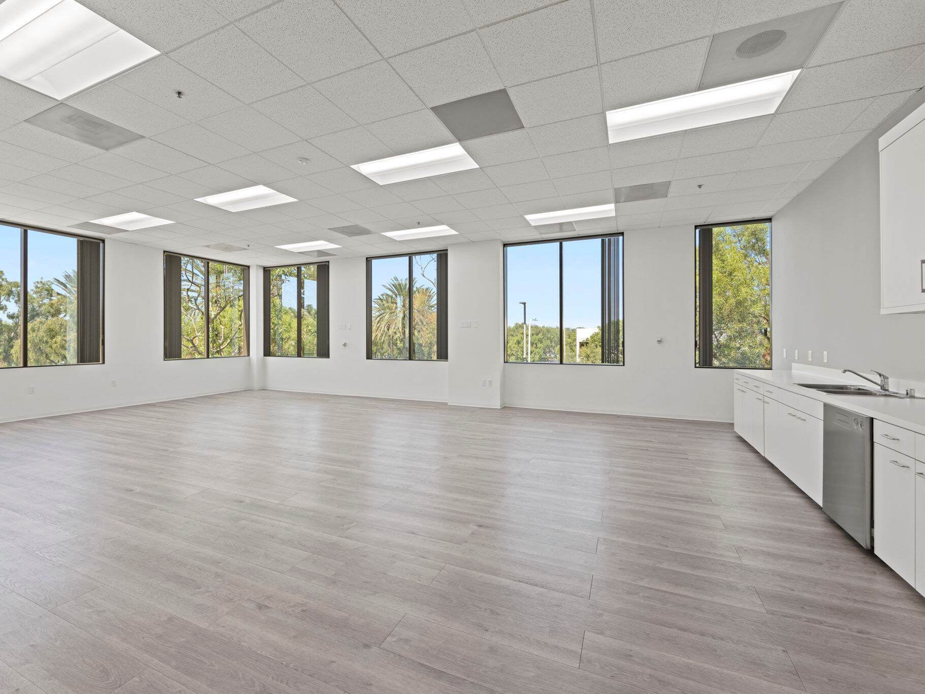 200 Commerce Dr, Irvine, CA for lease Interior Photo- Image 1 of 13