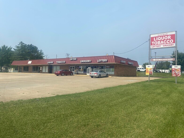 801-806 Downing St, O'Fallon, MO for lease - Building Photo - Image 1 of 4