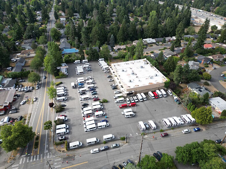 Land & Investment portefeuille de 2 propriétés à vendre sur LoopNet.ca - Photo du bâtiment - Image 2 de 6