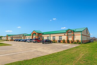 Plus de détails pour 451 Landing Blvd, League City, TX - Bureau à vendre