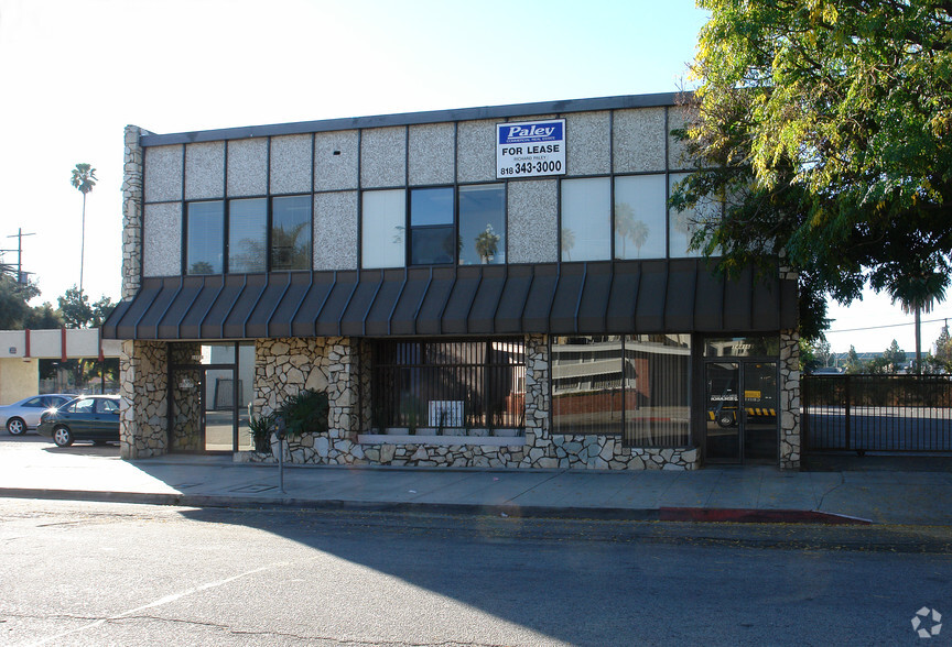 14416 Hamlin St, Van Nuys, CA for sale - Building Photo - Image 1 of 1