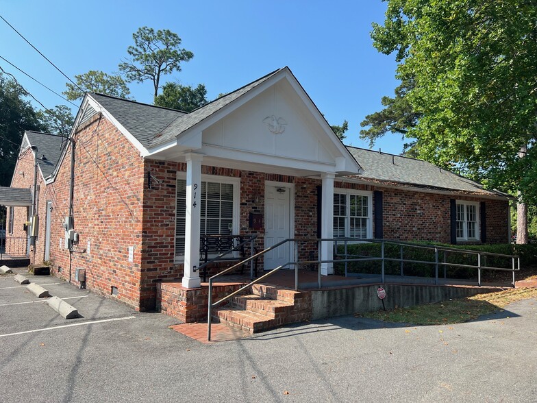 914 S Broad St, Thomasville, GA for lease - Primary Photo - Image 1 of 6