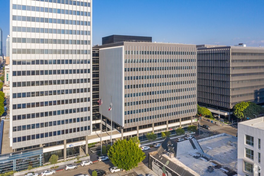 1149 S Hill St, Los Angeles, CA à louer - Photo du bâtiment - Image 3 de 8