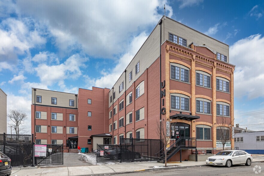 526-532 Mulberry St, Newark, NJ à vendre - Photo du bâtiment - Image 3 de 4