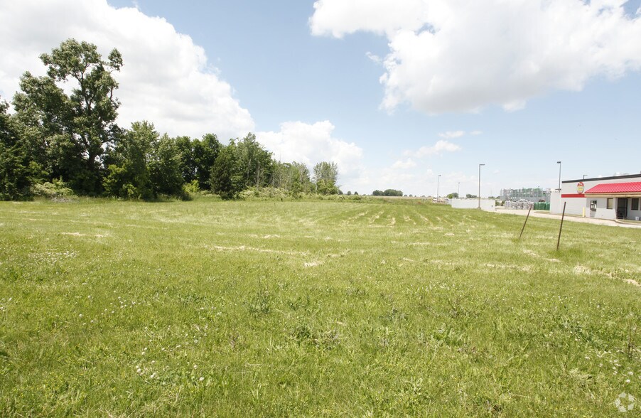 E M-21, Owosso, MI à vendre - Photo principale - Image 2 de 3